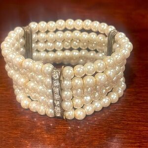 Pearl braclett
